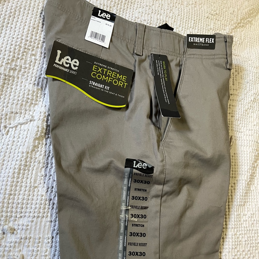 NWT Lee men’s pants size 30x30 comfort stretch fabric